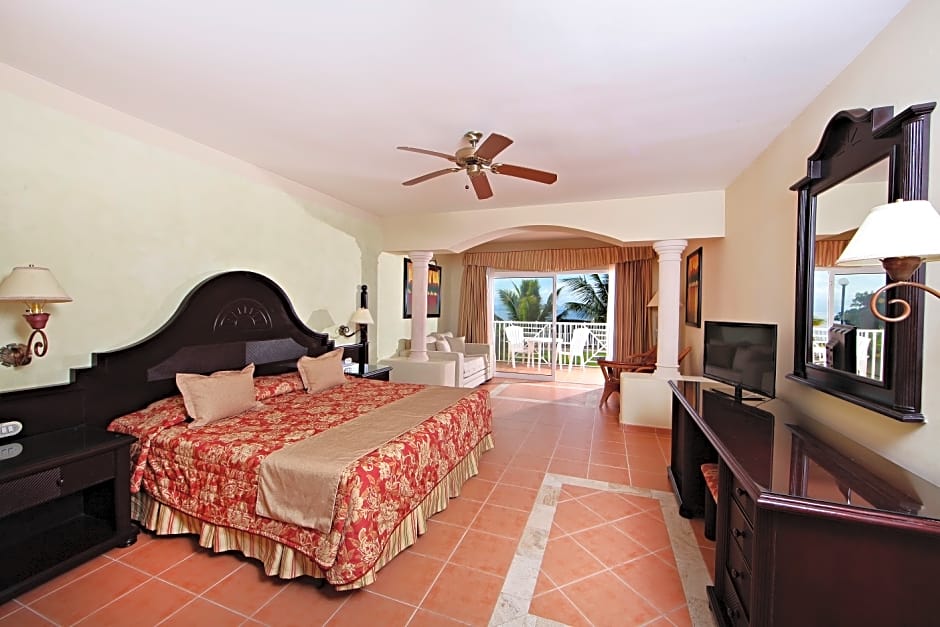 Bahia Principe Grand Cayacoa