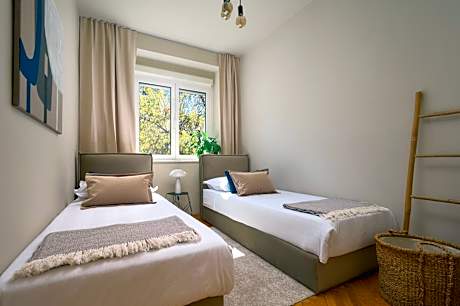 Three-Bedroom Superior Apartment