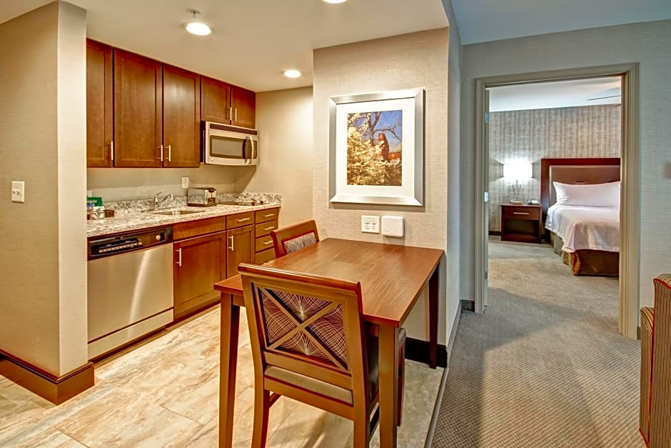 Homewood Suites by Hilton Bridgewater/Branchburg