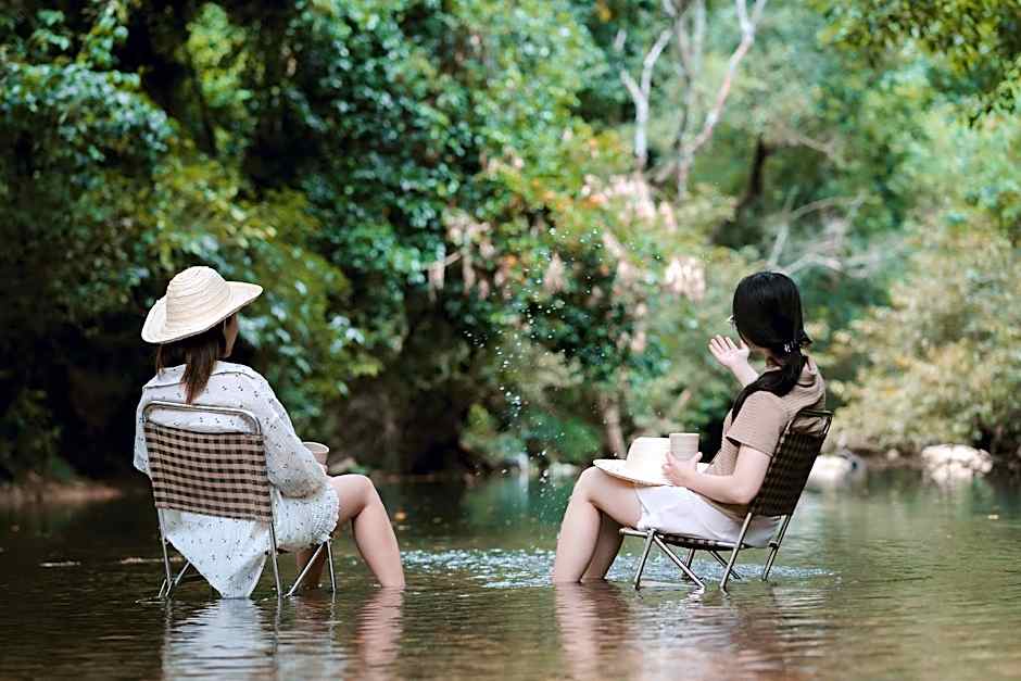 Blue Diamond Retreat