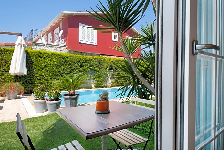 Bramasole Alaçatı Butik Hotel