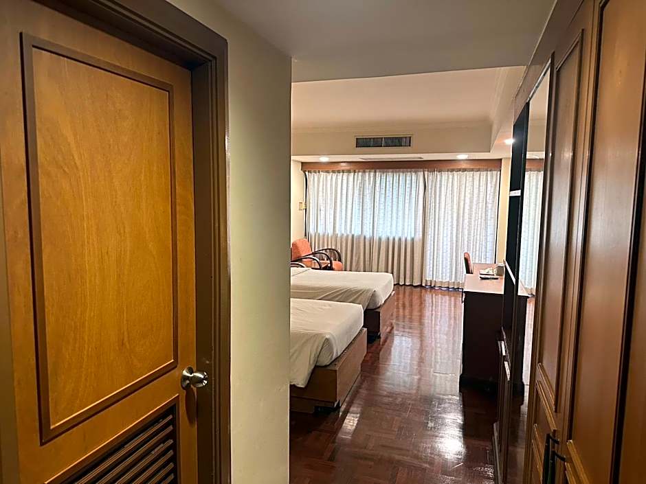 Chakungrao Riverview Hotel
