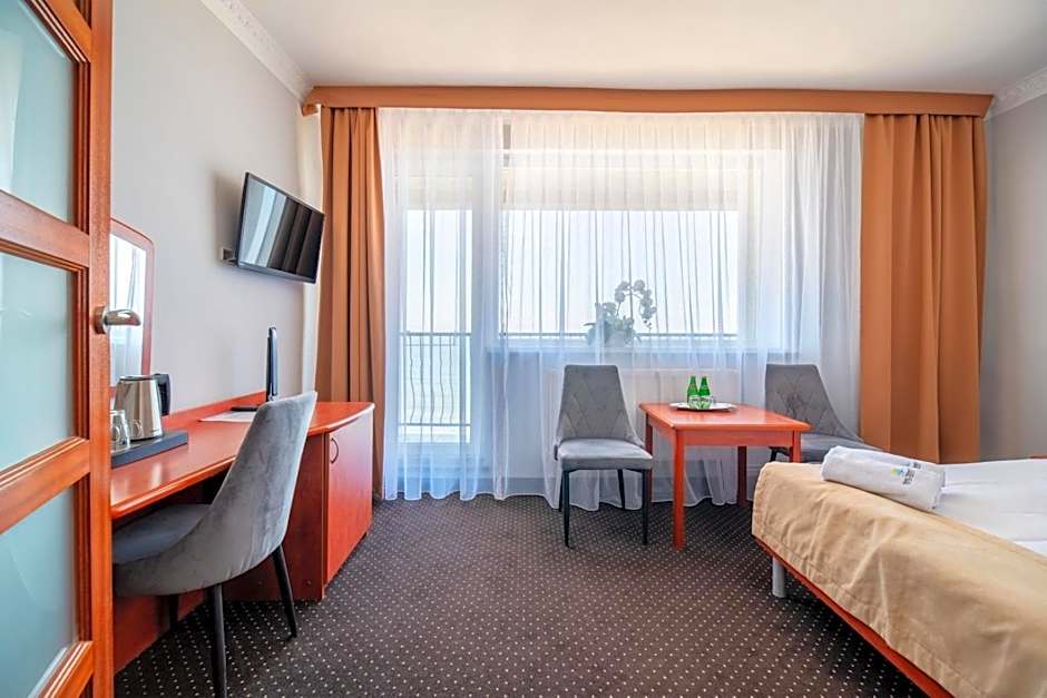 Hotel Wodnik Twój Hotel z widokiem na morze