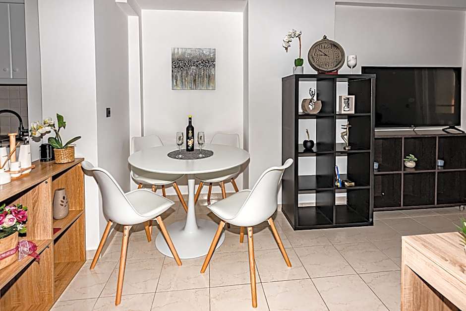 Koum Kapi C1 - Private Parking - Seaside Apt