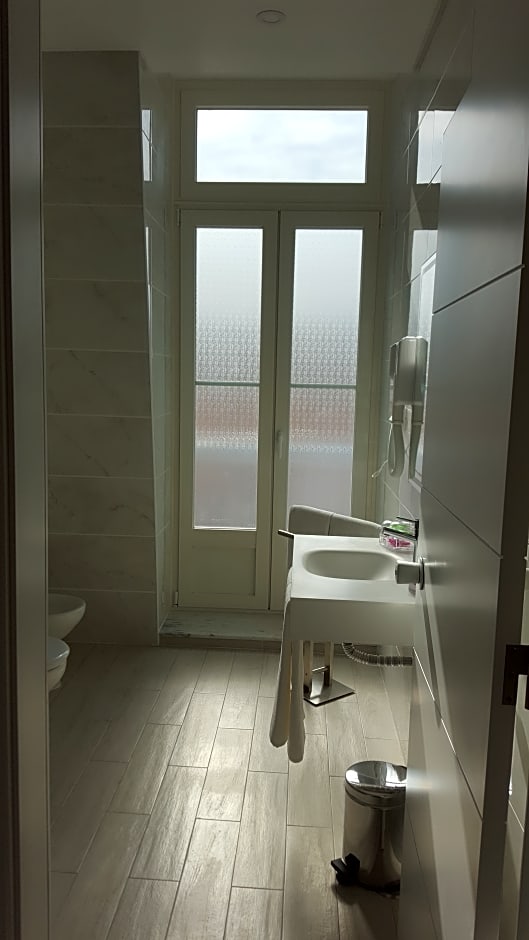 Grande Pensao Residencial Alcobia