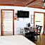 Park Motel and Cabins