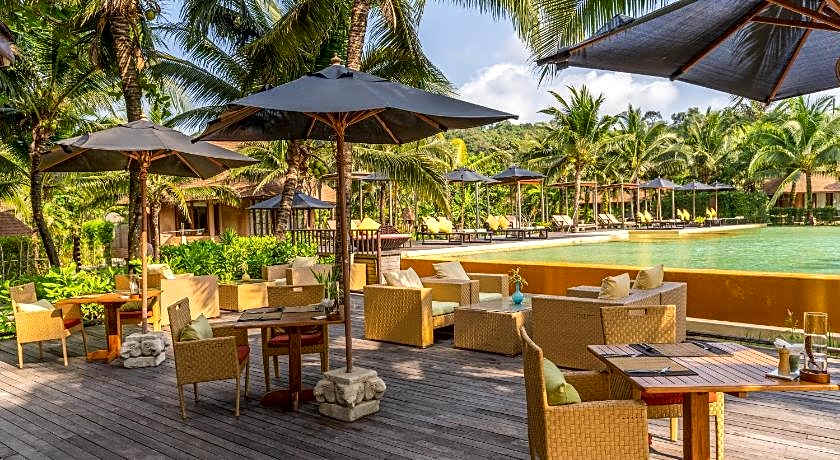 High Season Pool Villa & Spa