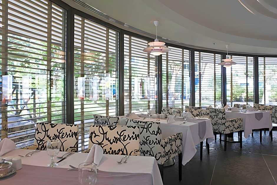 Elite Seef Residence