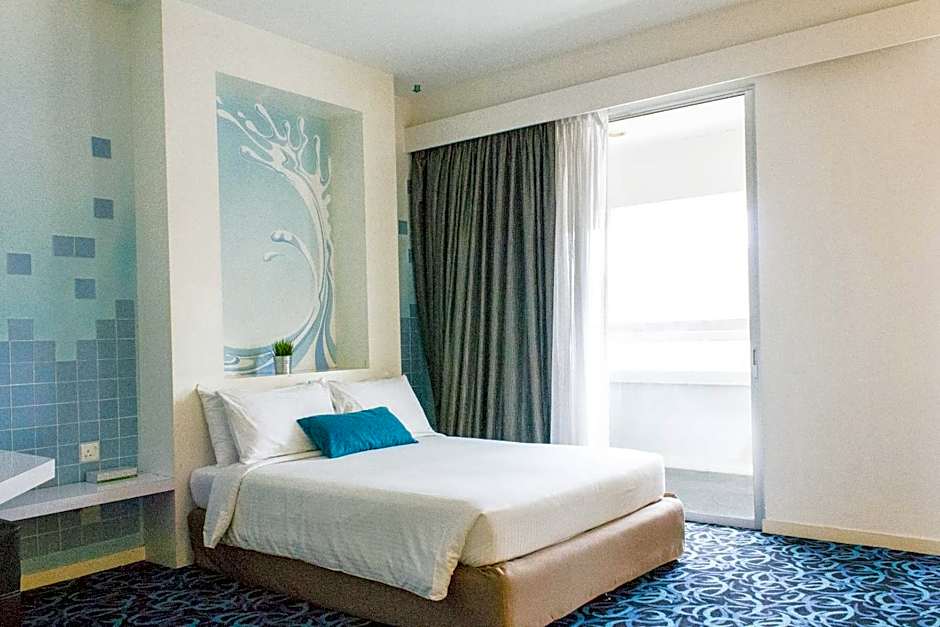 Photo 1 of 4 of Standard Suite