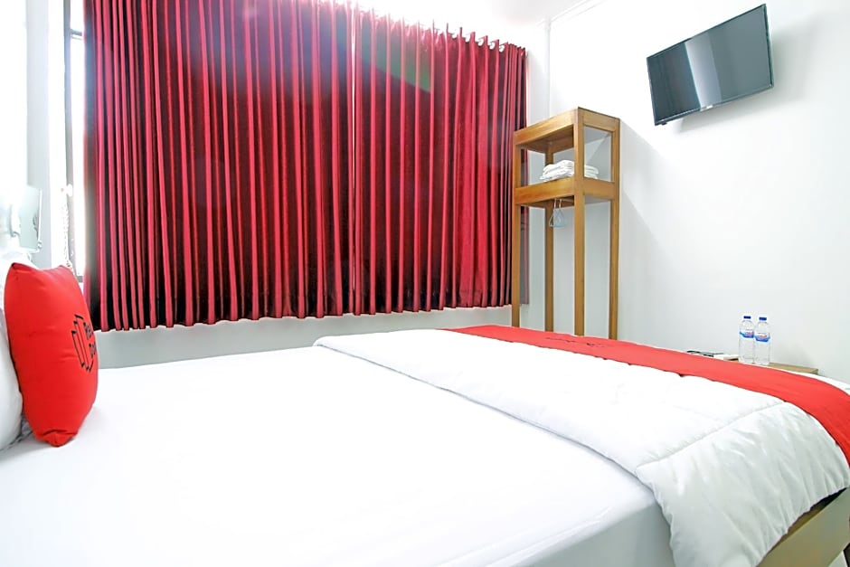 RedDoorz @ Jalan Ringroad Selatan