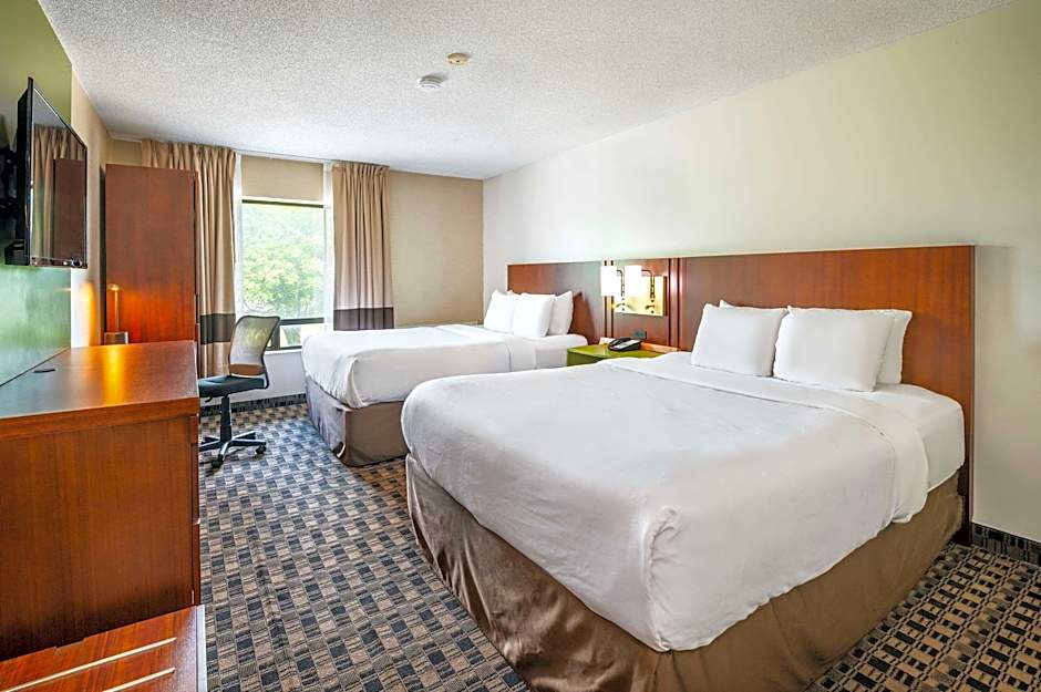 Photo 1 of 7 of 2 Queen Beds