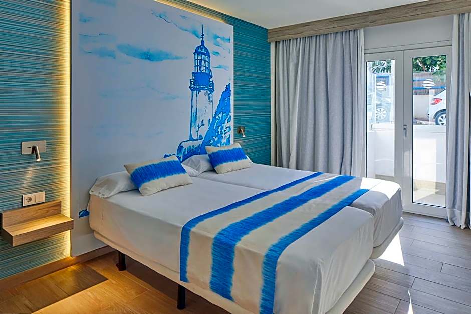 Sol Bahía Ibiza Suites