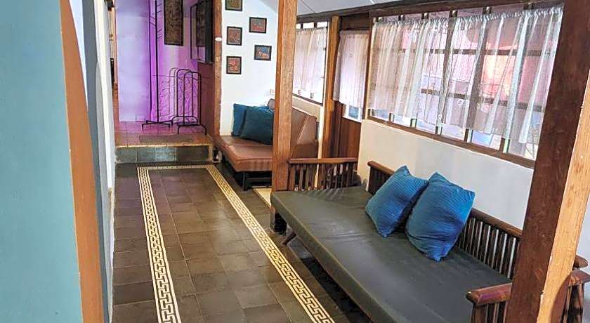 Semeru Hostel Malang