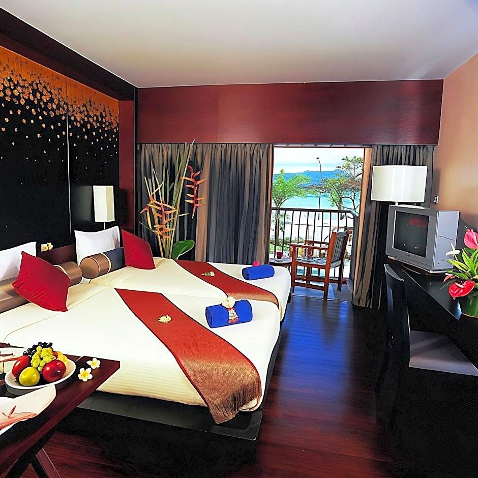 Seaview Patong Hotel