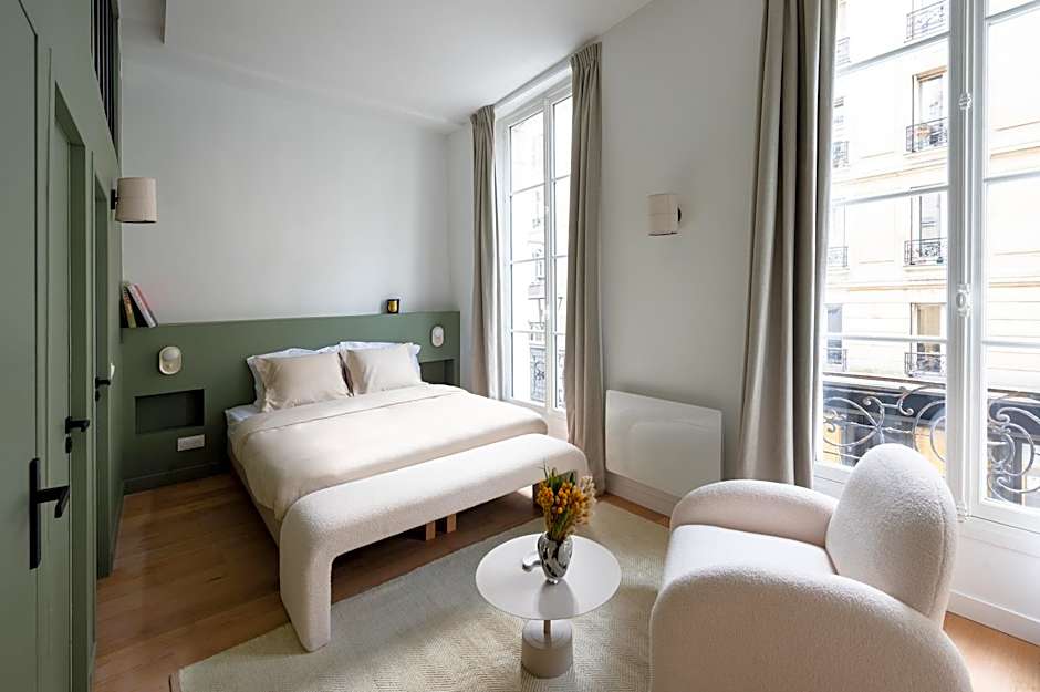 Noble Suites