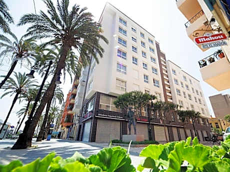 Apartamentos Marina Suites