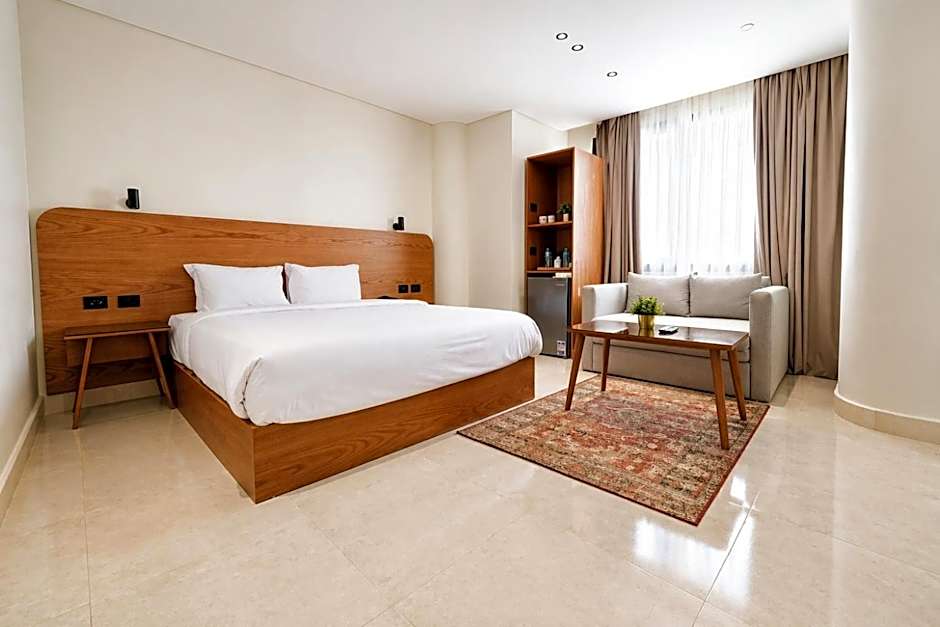 NewCity Hotel & Suites