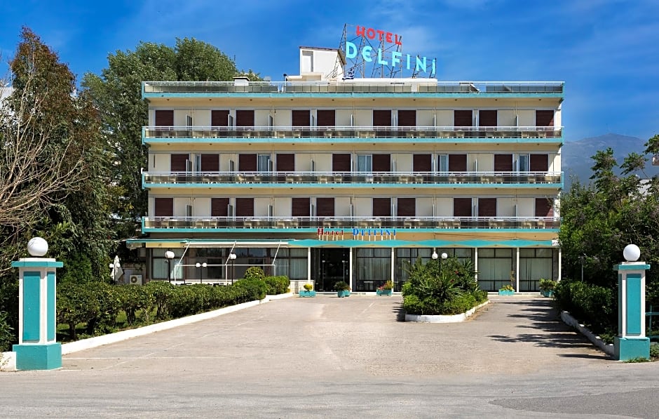 Delfini Hotel Patras
