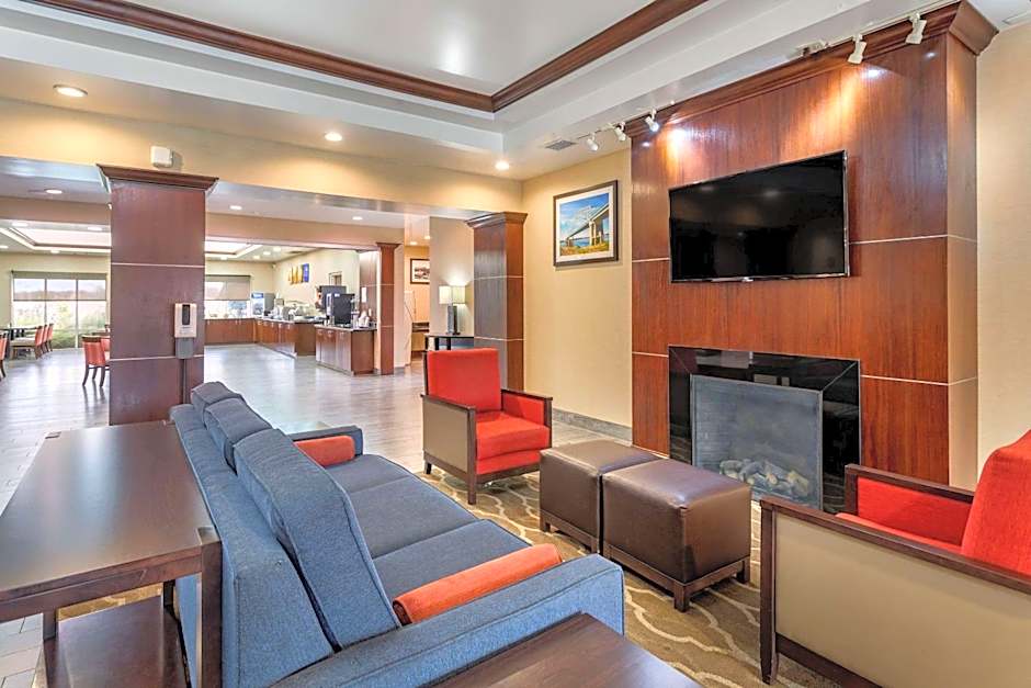 Comfort Suites Olive Branch - Memphis South