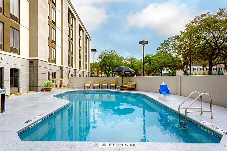 Hampton Inn By Hilton Jacksonville-I-95 Central