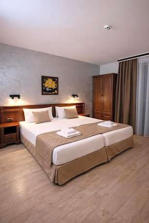 Cozy Twin Beds