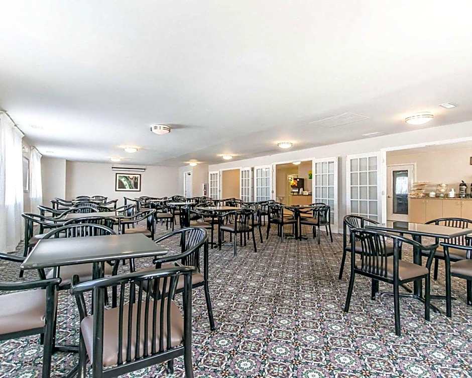 Quality Inn & Suites University/Airport