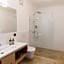 Boutique Hotel Zum Oberjäger, Schloss Lackenbach