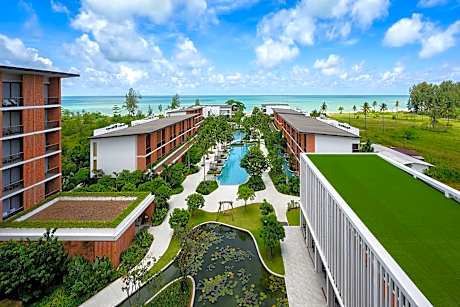 Pullman Khao Lak Resort