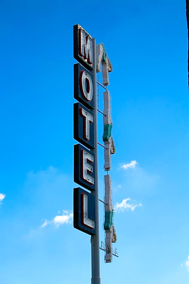 Starlite Motel