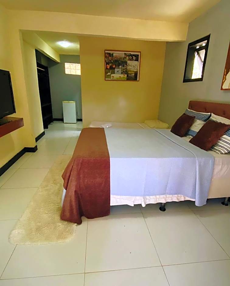 Ferradura Parque Pousada