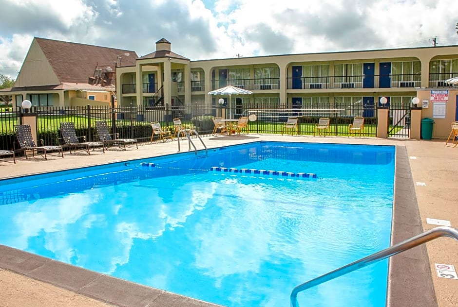 Rose Garden Inn & Suites Thomasville