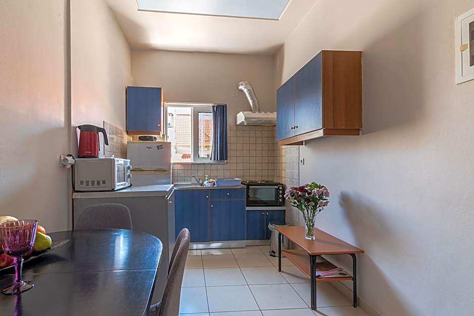 Alena Apartments