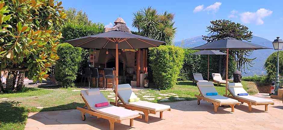 Loup Castel Boutique Hotel B&B