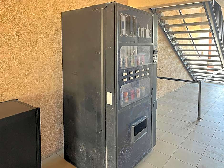 Studio 6 Suites Brenham, TX