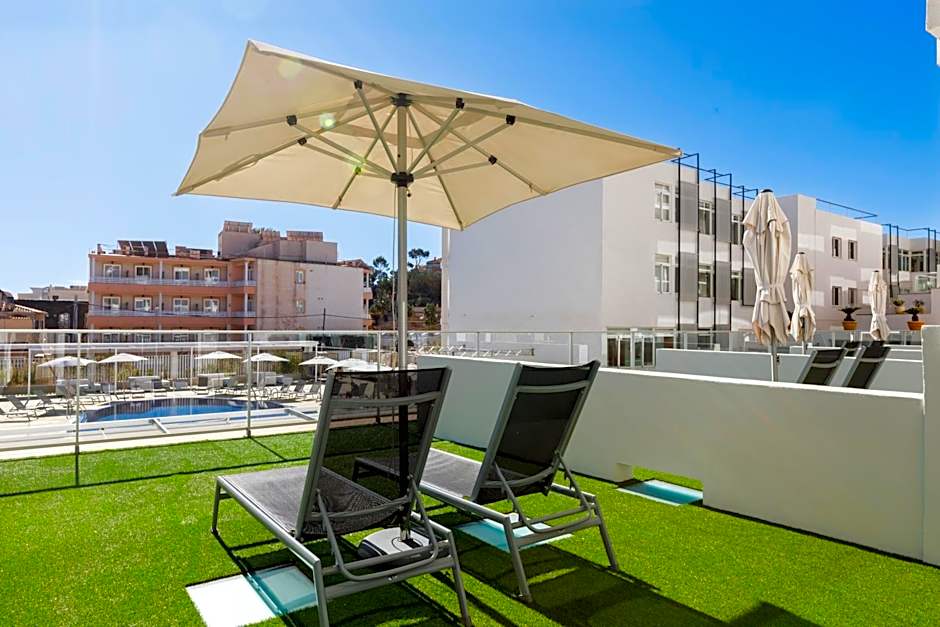 Aparthotel y Hotel Paguera Beach