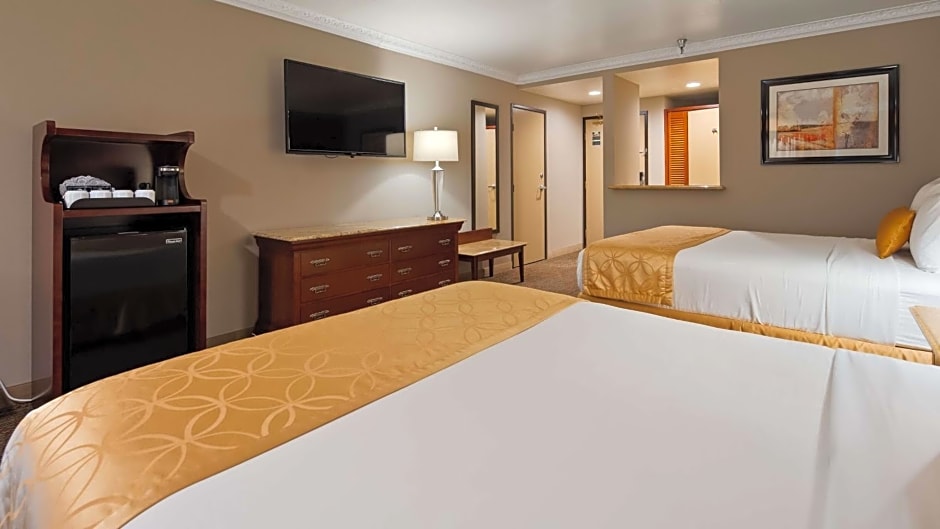 Best Western Plus Newport Mesa Inn