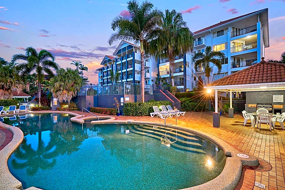 North Cove Waterfront Suites