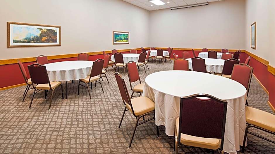 Osage Creek Lodge