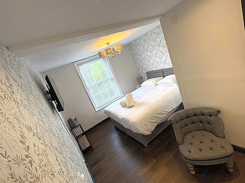 Photo 1 of 1 of King size room - Ensuite