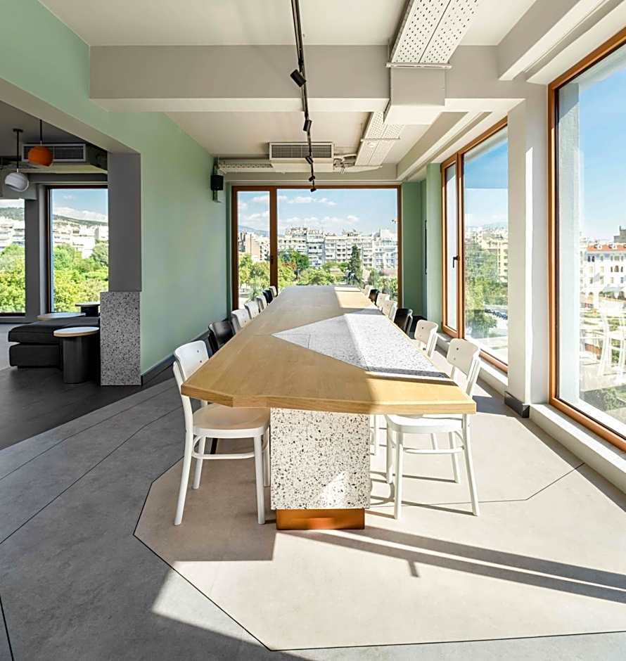 Zeus is Loose Hostel