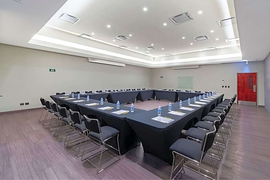 City Express by Marriott Hermosillo