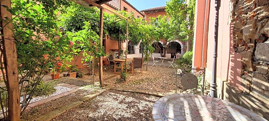 Casa Camboni-Dimora Storica Bed & Breakfast