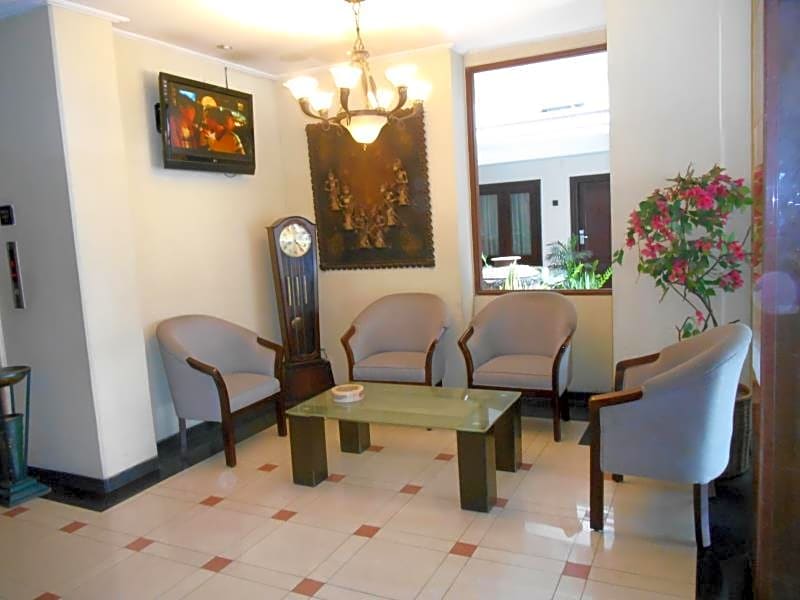 Grand Orchid Hotel
