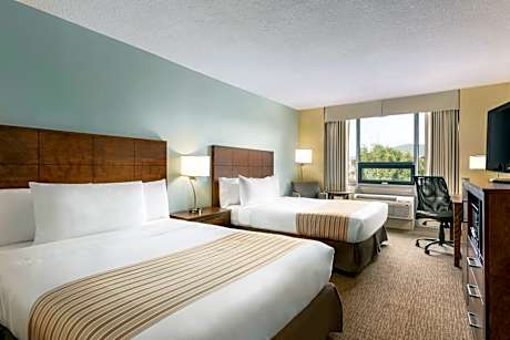 Queen Room with Two Queen Beds - Non-Smoking