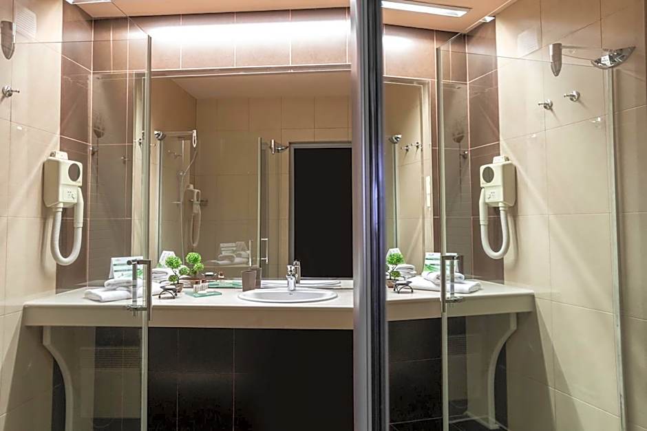 Business Hotel Plovdiv - Central Location