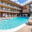 Quality Inn & Suites Bell Gardens-Los Angeles