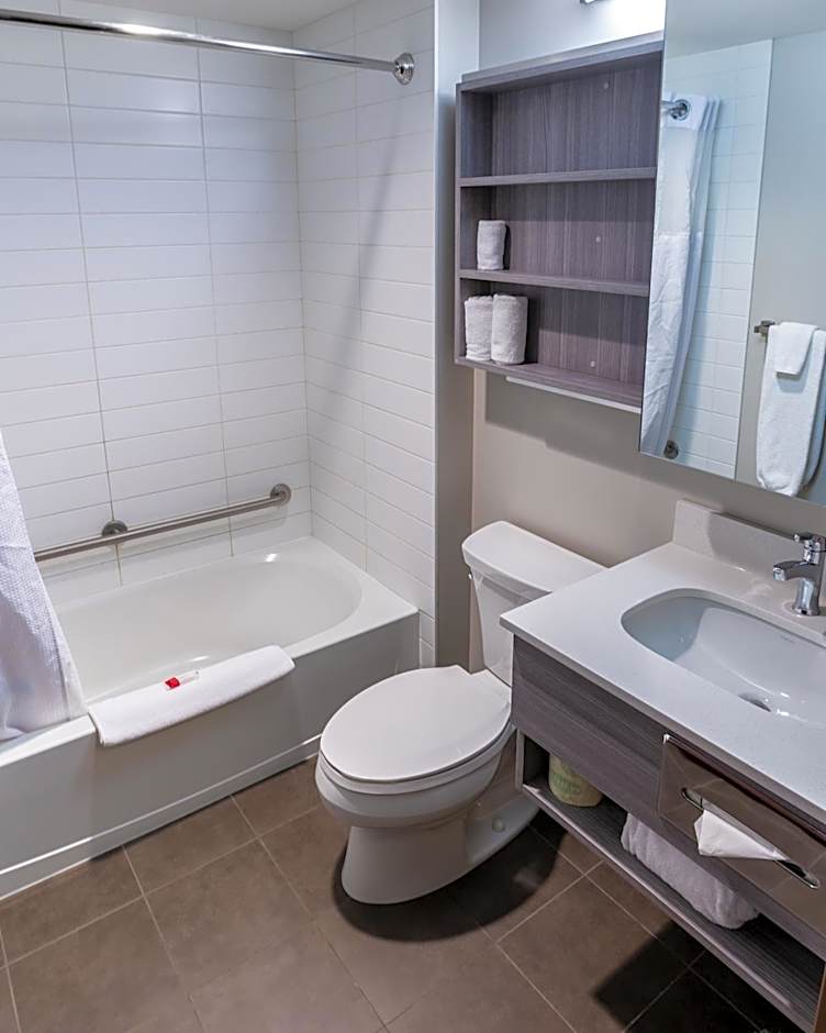 Microtel Inn & Suites By Wyndham Lloydminster