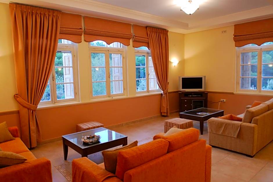 Hotel Oiti