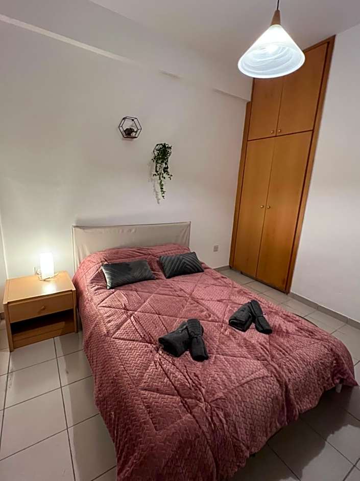 Makenzie 2 rooms first line beach