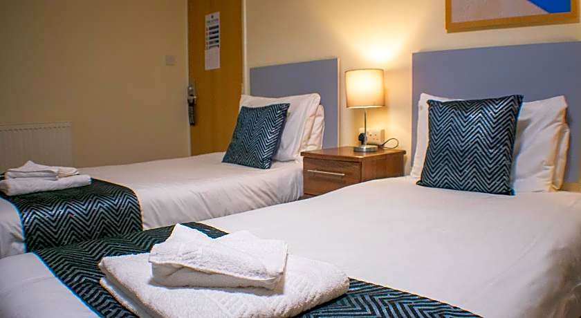 OYO Shanklin Beach Hotel